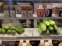 零售区-炖物24章·顺时轻养茶(黄龙店)