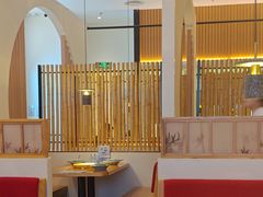 -蜜桃餐厅·伴山(海岸城店)