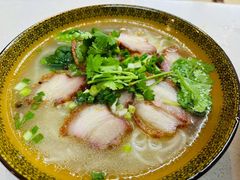 -肇兴特色牛肉粉