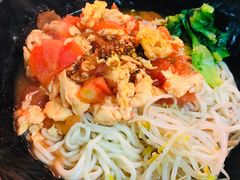 番茄鸡蛋拌面-两勺子一碗口水鸡拌面