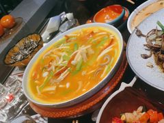 -川流不息·地道川菜·小龙虾(松东路店)