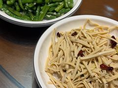 -鲁南仔·滕州炒鸡(经三路店)