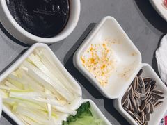 -褚记烤鸭·南京家常菜(雨花客厅店)