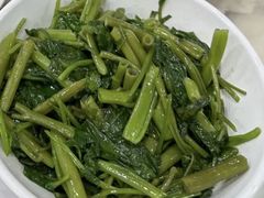 -红色湘菜馆(春风店)