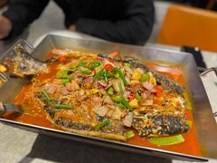 -鸣记脆皮烤鱼·海鲜烤鱼(马栏店)