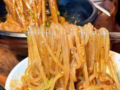 -万记麻辣烫国展总店