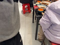 -川流不息·地道川菜·小龙虾(松东路店)