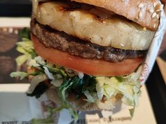 -The Habit Burger Grill 哈比特汉堡(复兴soho店)