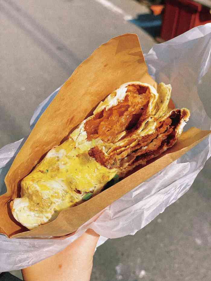 大华煎饼(交道口北剪子巷店)-"看到认识的吃货妹子推荐去的,从交道口