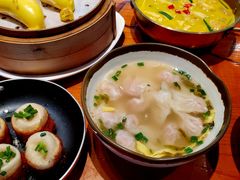 -龍堂蟹黄小笼包(万家丽店)