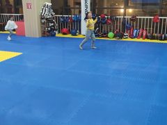 -健成运动中心·体适能跆拳道少儿格斗体考跳绳
