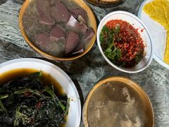 -汤锅大王(新平曹苏黄牛汤锅有限公司)