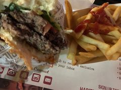-The Habit Burger Grill 哈比特汉堡(复兴soho店)