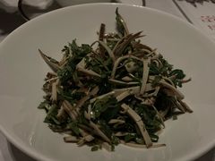 香菜香干-新吉士·上海菜(浦东LCM置汇旭辉店)