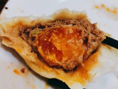 咸蛋黄超人包-老陶包子铺(南大西南村店)