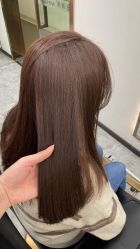 点击看大图 -V8潮牌·接发烫染连锁