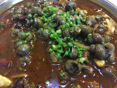 -虾弄弄海派小龙虾·牛羊蝎子火锅