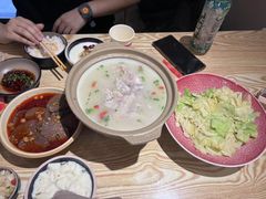 -叁煨蹄花·下饭盐帮菜(人民广场店)
