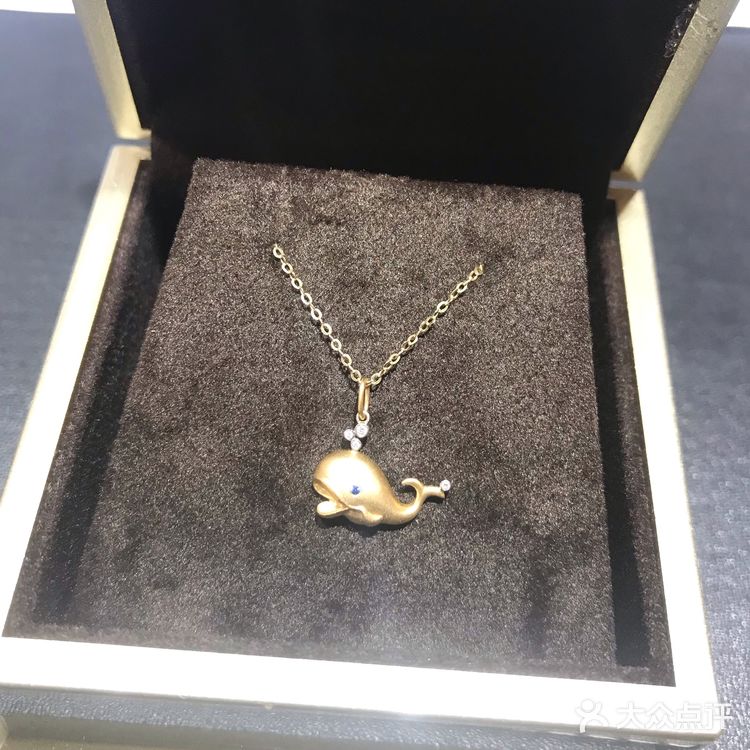 到了店里发现手链和项链也hin好看