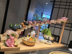 -山川小町·极番烧肉(新地假日广场店)