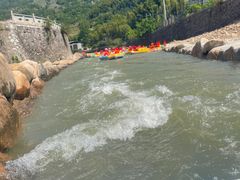 -虎啸峡漂流