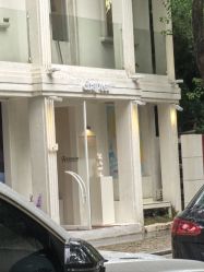 -SALON DE VANHADA