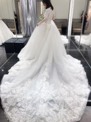 点击看大图 -GRACE KELLY婚纱与礼服(北京店)