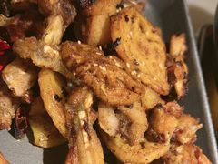 馋嘴香锅牛蛙-佬肥猫(国华广场店)