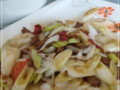 -马尔龙新疆饭店·清真(瑞景店)