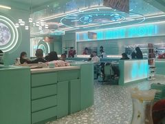 -季季红火锅(柳州城中万达二店)