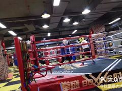 -拳盛时代拳击俱乐部(北京路店)