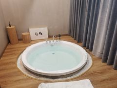 -闲隅江景艺术酒店(解放碑洪崖洞总店)