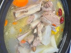 -钳小柒·小龙虾蓝龙王烧烤夜宵(长寿路店)