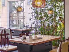 -德林酸菜鱼火锅(南丹店)