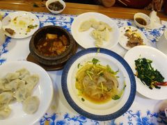 -东方饺子王(新奥购物中心店)