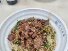 -阿阳牛腩腌面店
