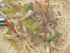 -伊鼎牛肉面(潍坊路店)