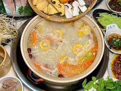 -土连锅·现熬养生汤锅(梁家巷店)