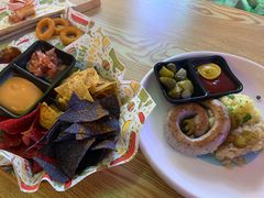 -Famous肥猫墨西哥音乐餐吧(五棵松华熙LIVE店)