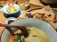 -芸南道·过桥米线(昆明老街旗舰店)