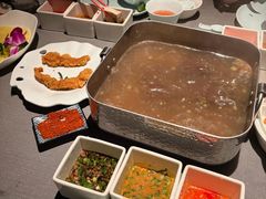-左庭右院鲜牛肉火锅黑金店(陆家嘴中心店)