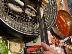 -草家酱蟹炭火烤肉店(珲春南路一店)