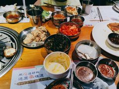 -老炉家木炭烤肉(长江国际店)
