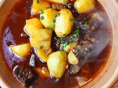 小土豆煨小黄牛-拾味馆·浓鲜骨汤(光谷天地店)