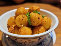 孜然小土豆-炉小二铜锅牛蛙•川湘菜(三里屯店)