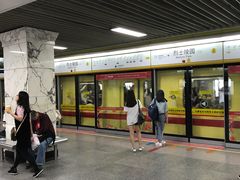 -烈士陵园(地铁站)
