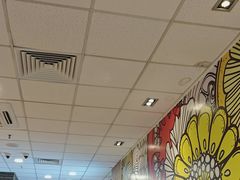 -麦当劳(花桥得来速店)
