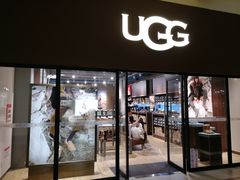 -王府井奥莱临潼小镇(临潼店)