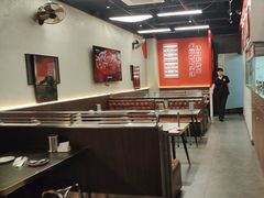 -许哥东北烧烤·铁丳烤串·宫后夹肉(繁花中心店)