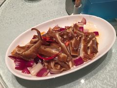 -八府香鸭·啫啫煲(华山路店)